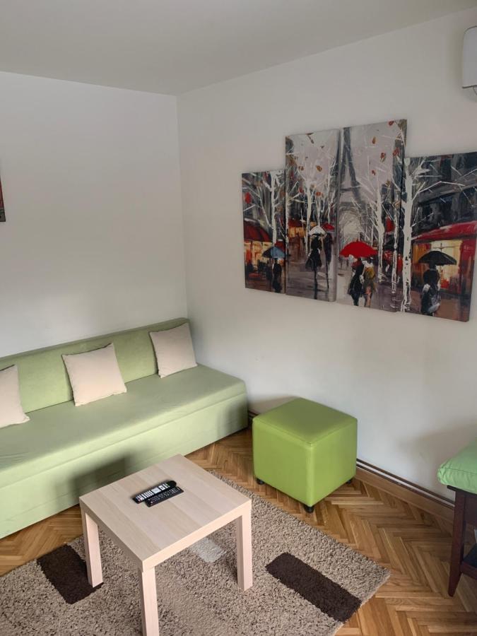 Apartman Fuerte 2 Белград Экстерьер фото